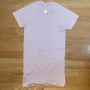 Swiftly tech pink mist lululemon tee shirt